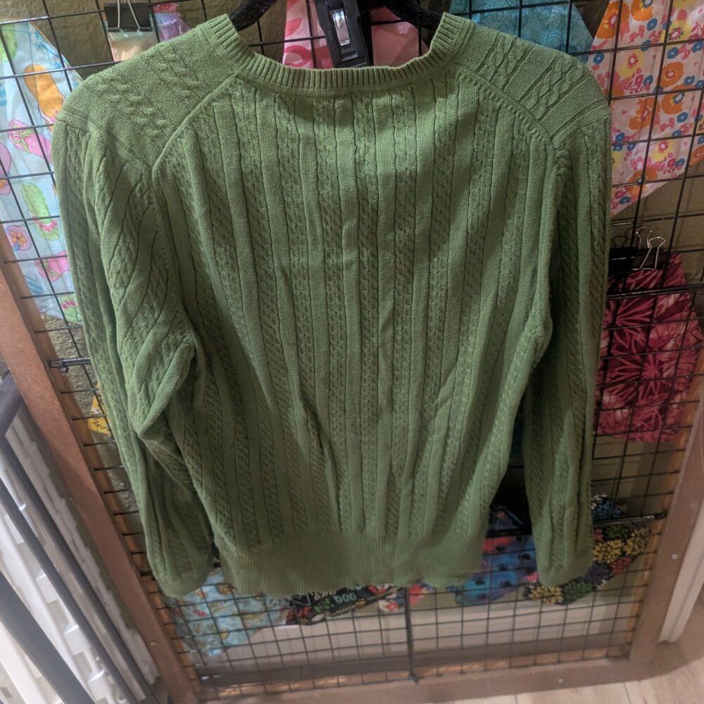 sweater - Picture 2 of 6